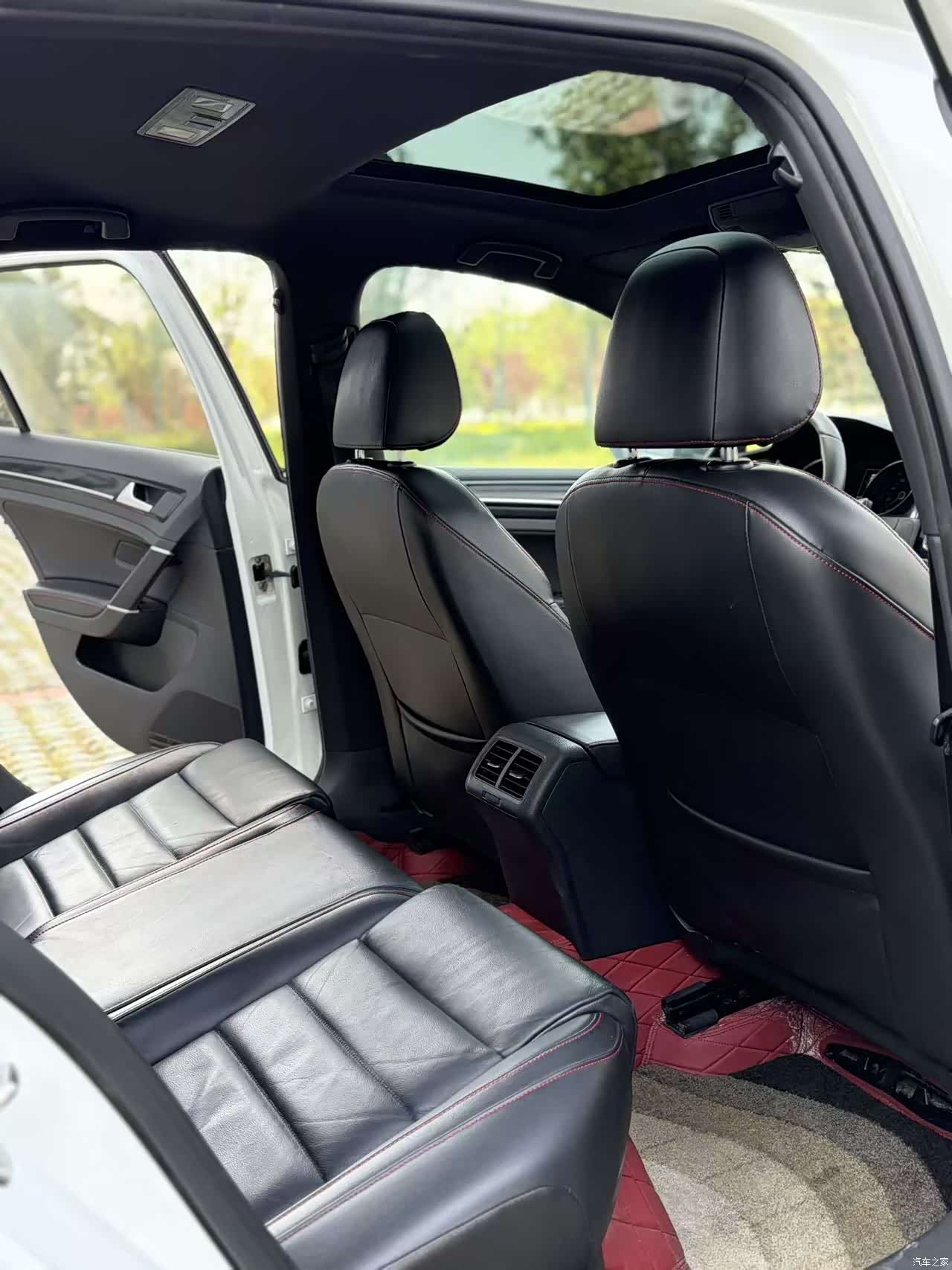 Volkswagen Golf, 2015 21