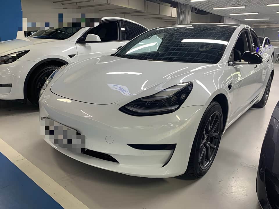 Tesla Model 3 Tesla Model 3