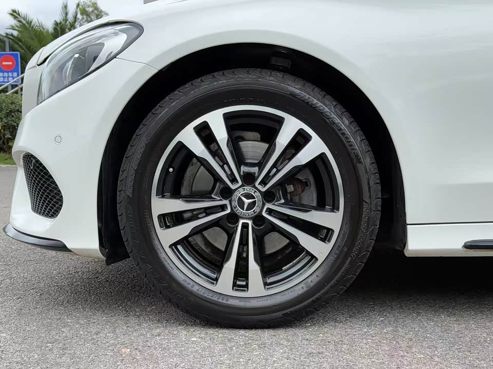 Mercedes-Benz Class C Mercedes-Benz Class C