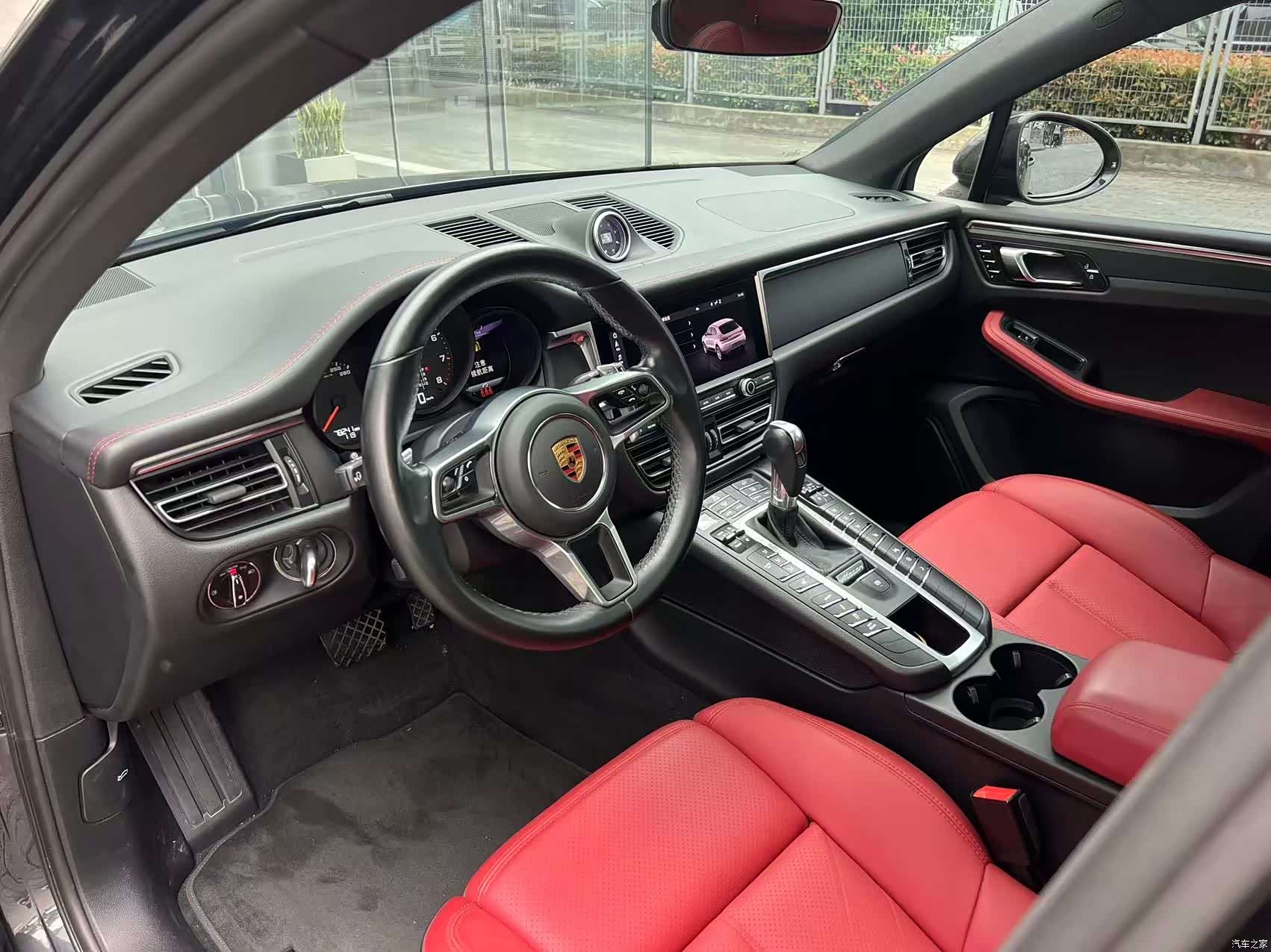 Porsche Macan, 2021 7