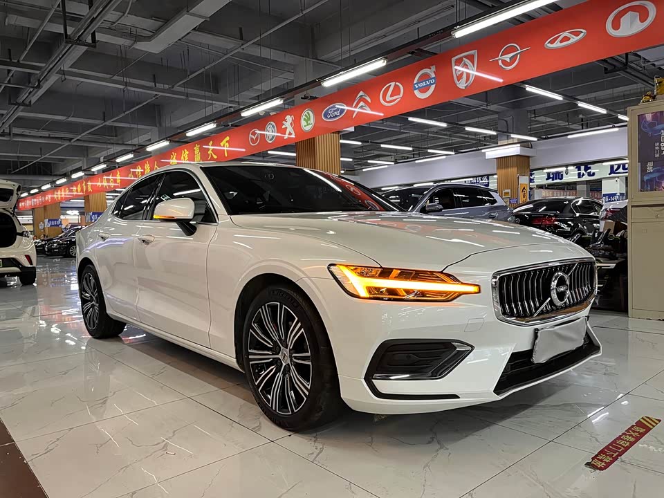 Volvo S60