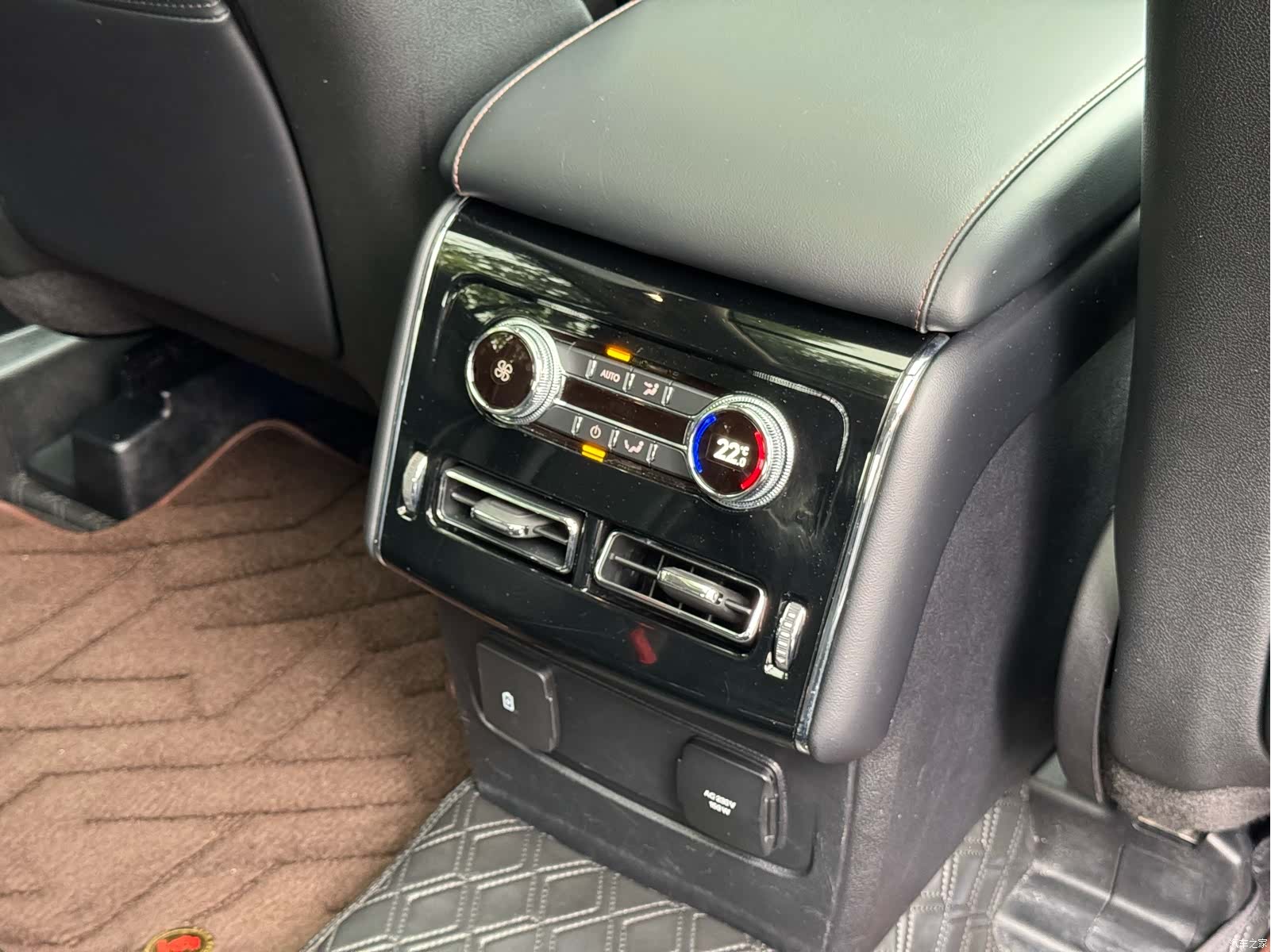 Lincoln Aviator, 2021 30