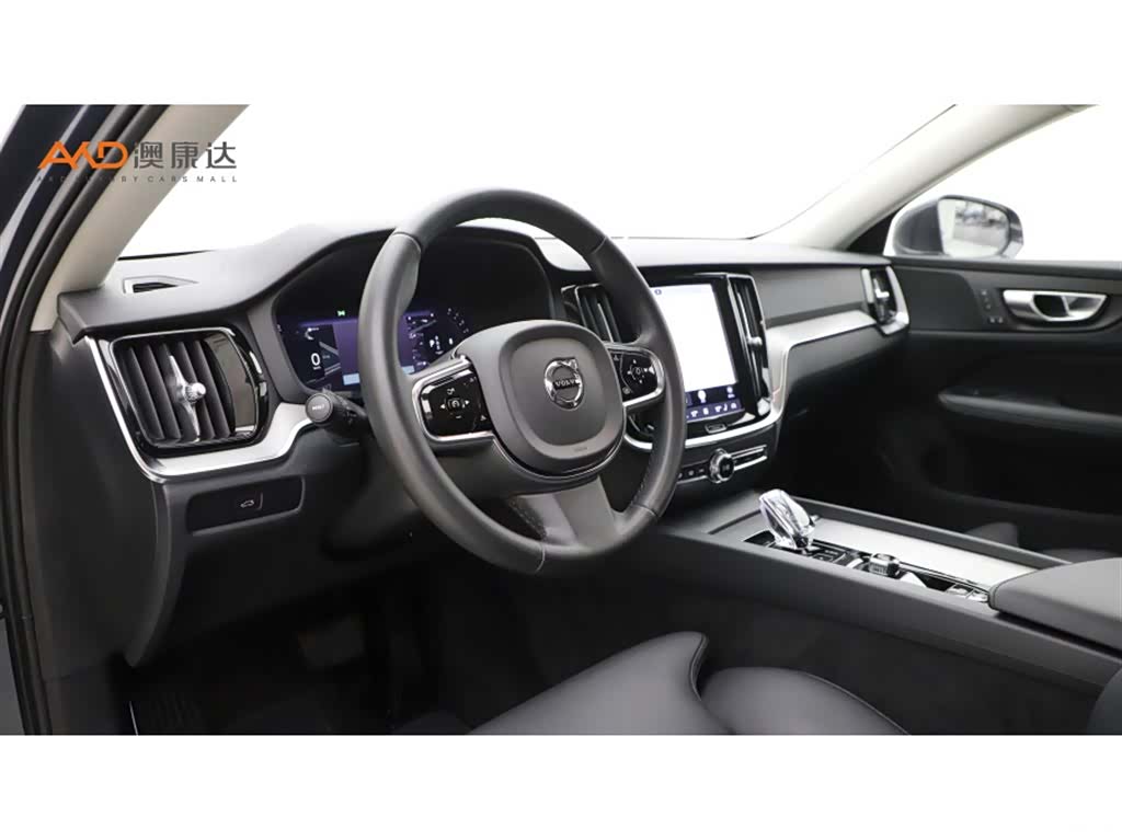 Volvo V60, 2023 6