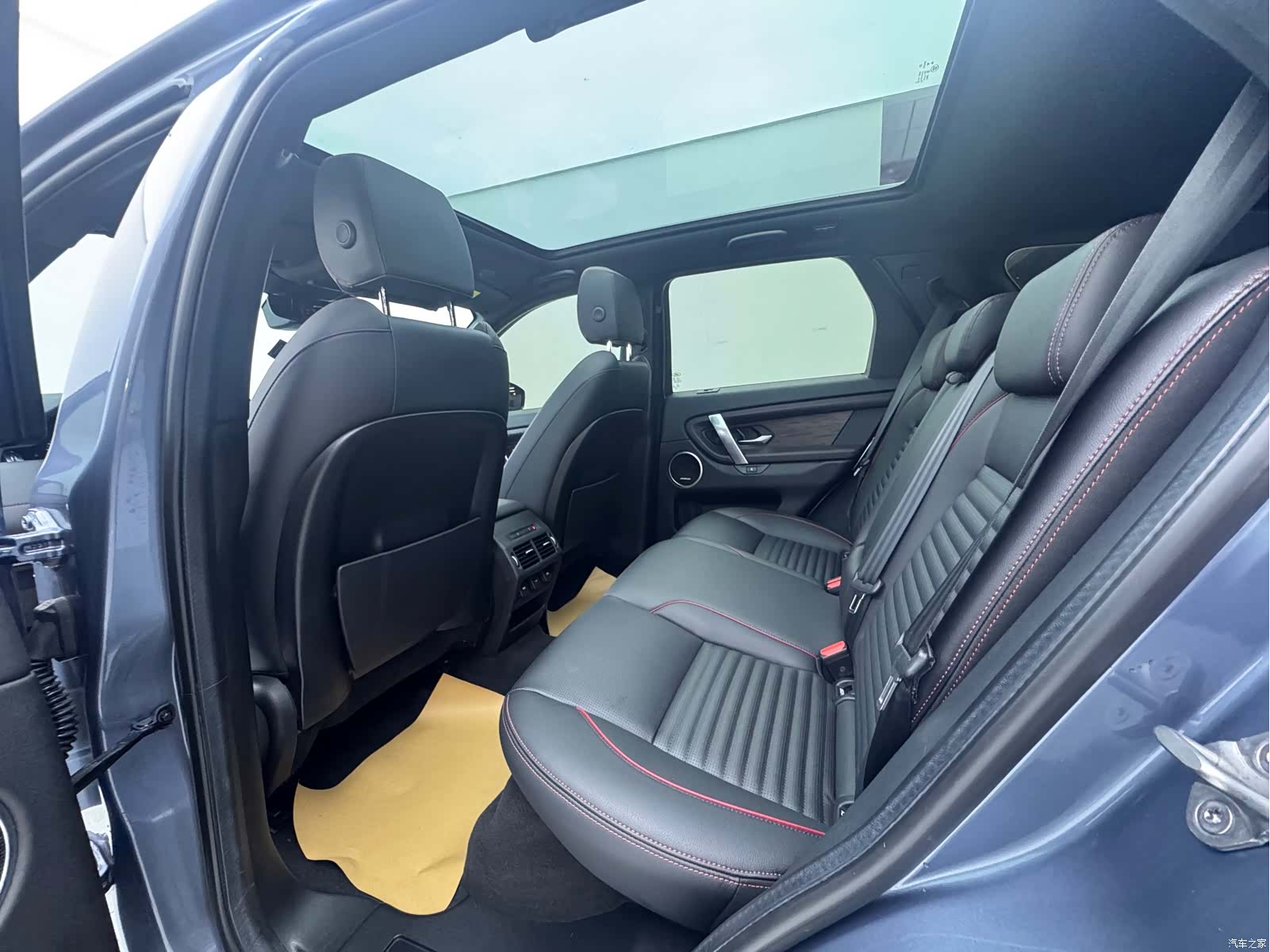 Land Rover Discovery, 2022 16