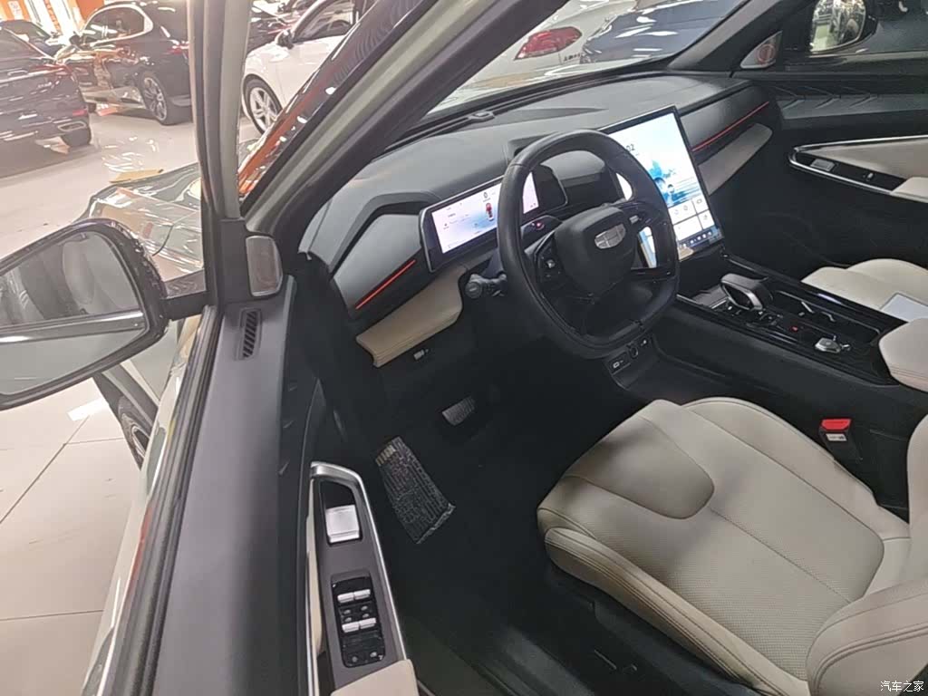 Geely Boyue, 2023 16