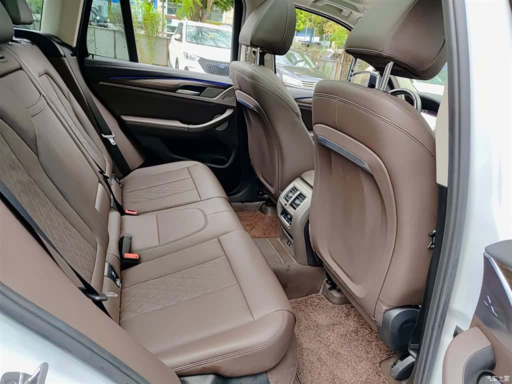 BMW X3, 2022 10