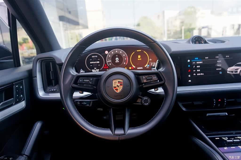 Porsche Cayenne, 2024 10