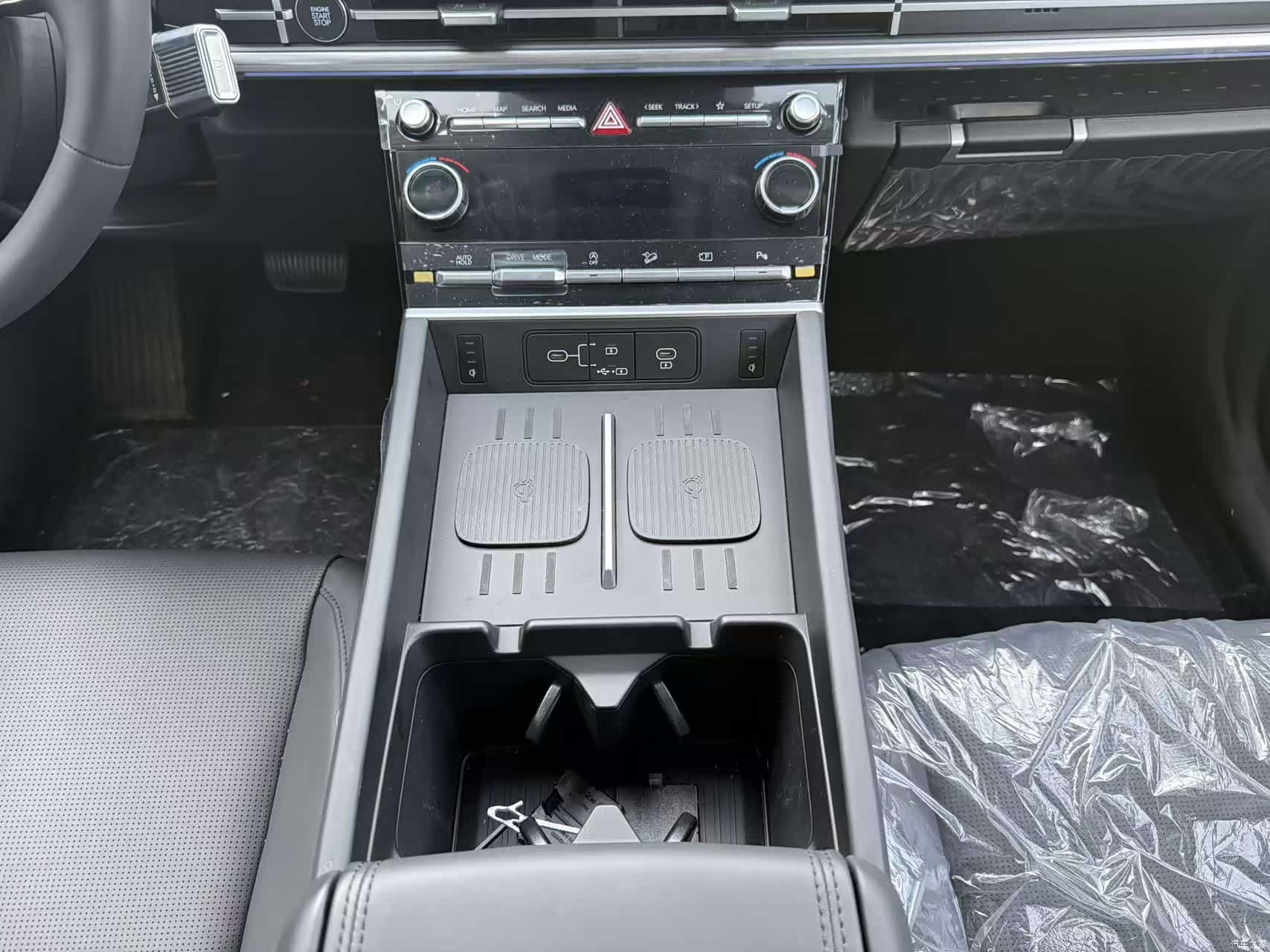 Hyundai Santa Fe, 2024 7