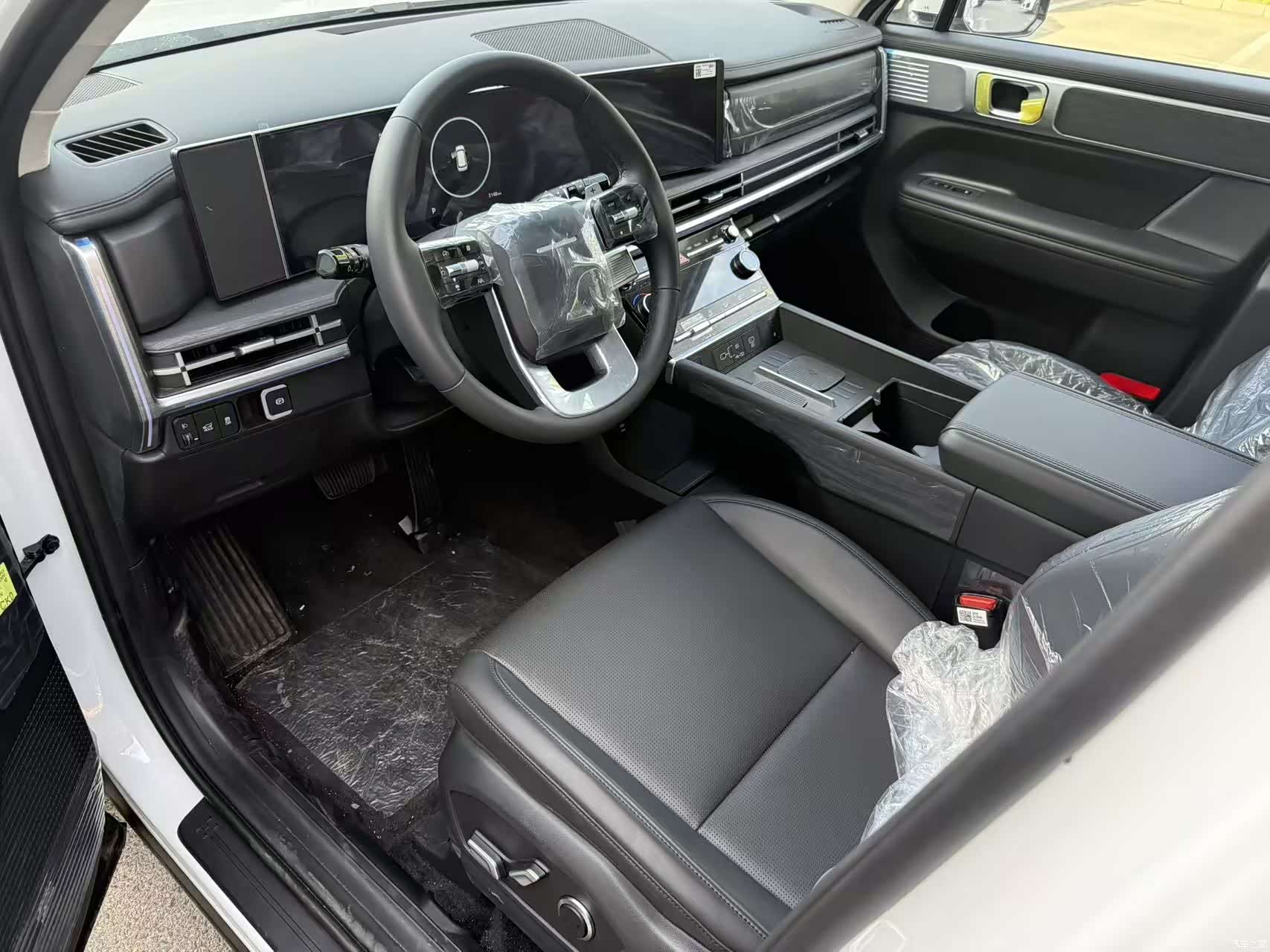 Hyundai Santa Fe, 2024 11