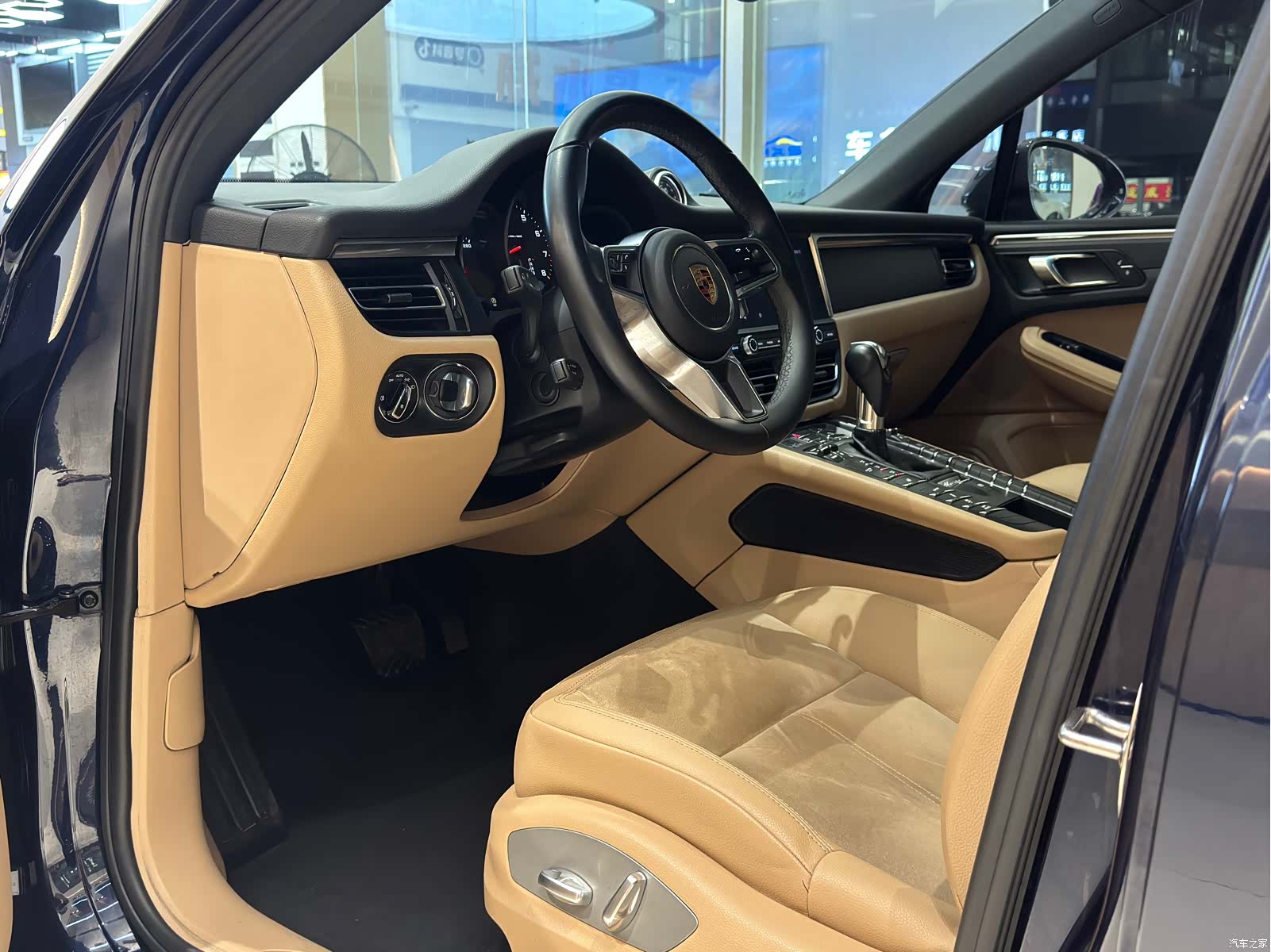 Porsche Macan, 2019 11