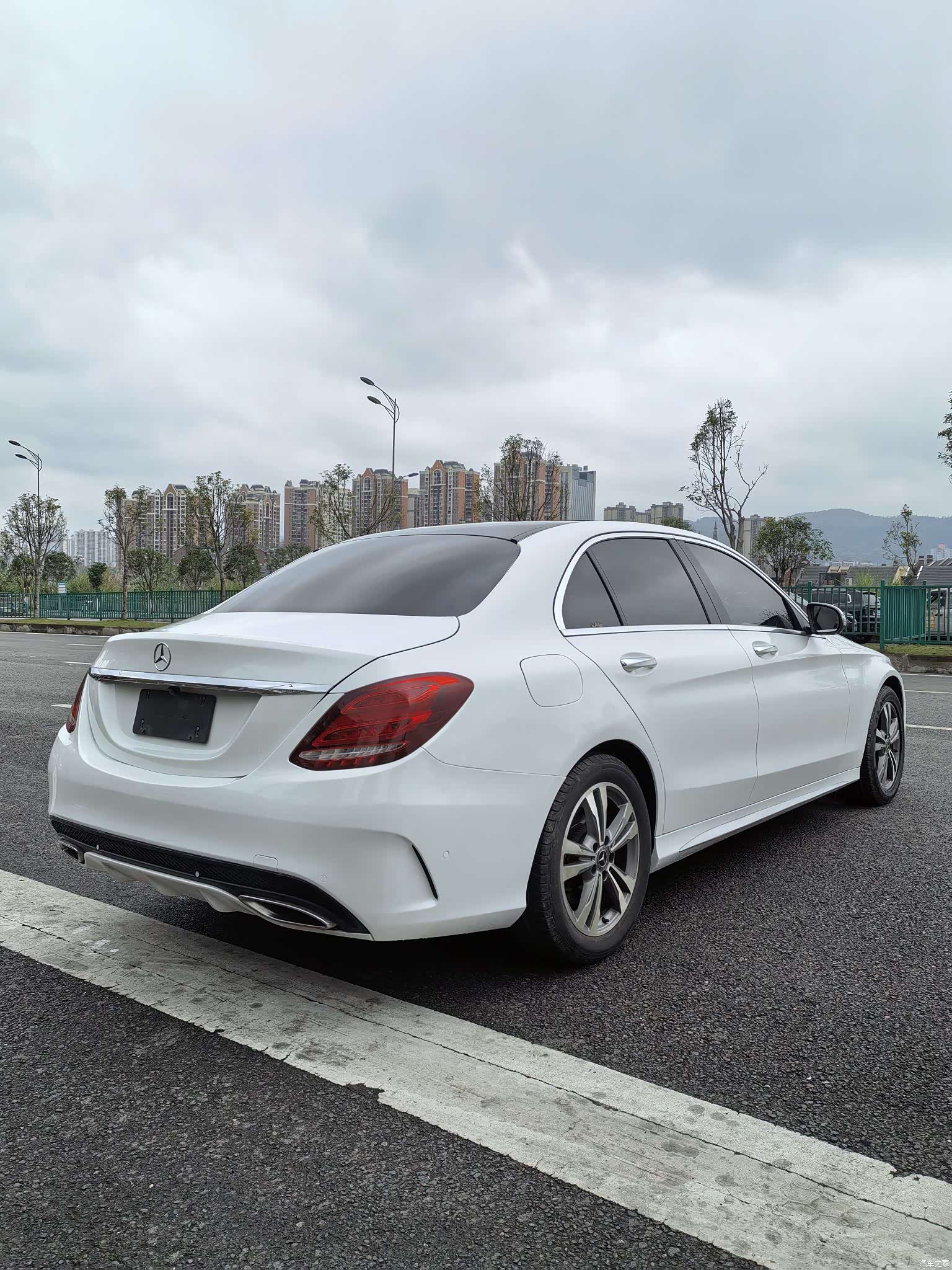 Mercedes-Benz C-Class, 2015 13