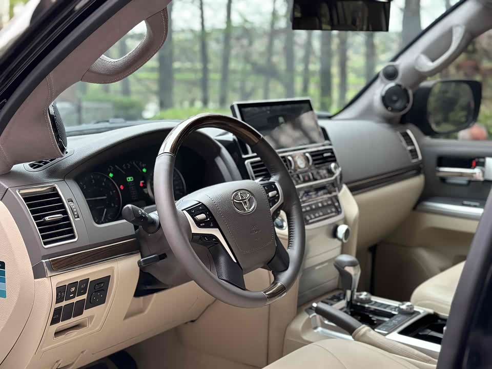 Toyota Land Cruiser Toyota Land Cruiser