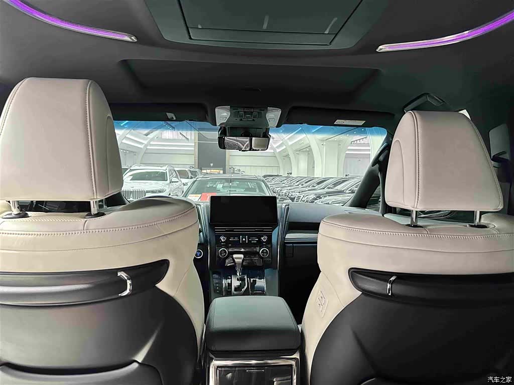 Lexus LM, 2022 19