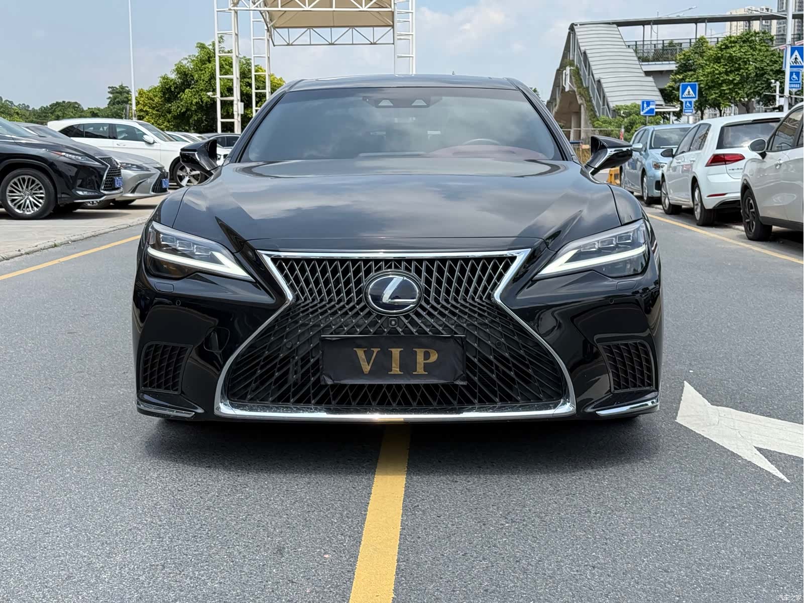 Lexus LS, 2021 2