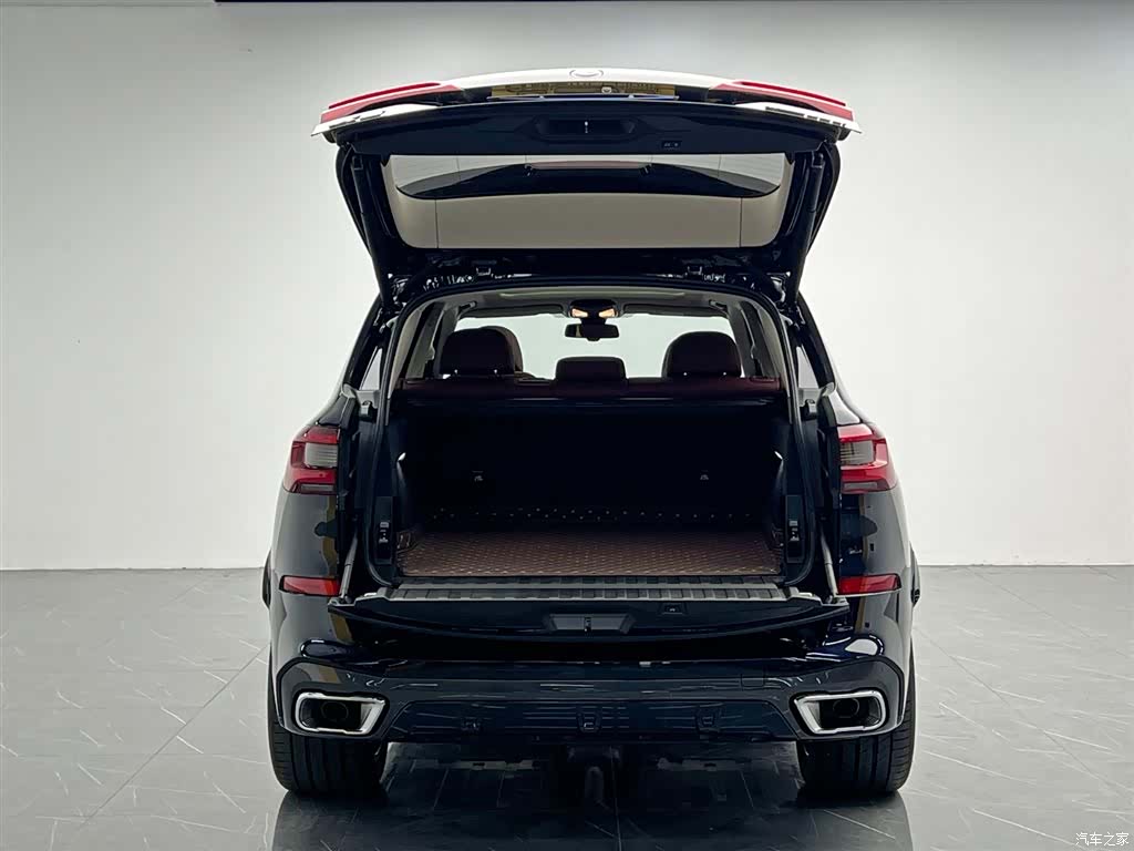 BMW X5, 2024 11