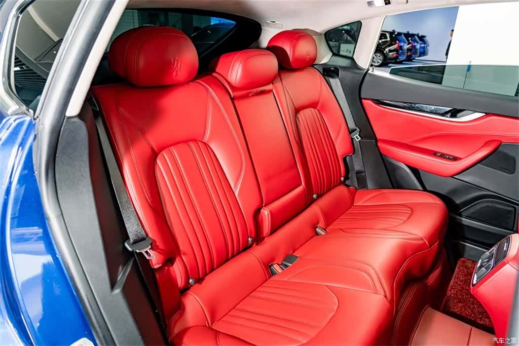 Maserati Levante, 2017 23