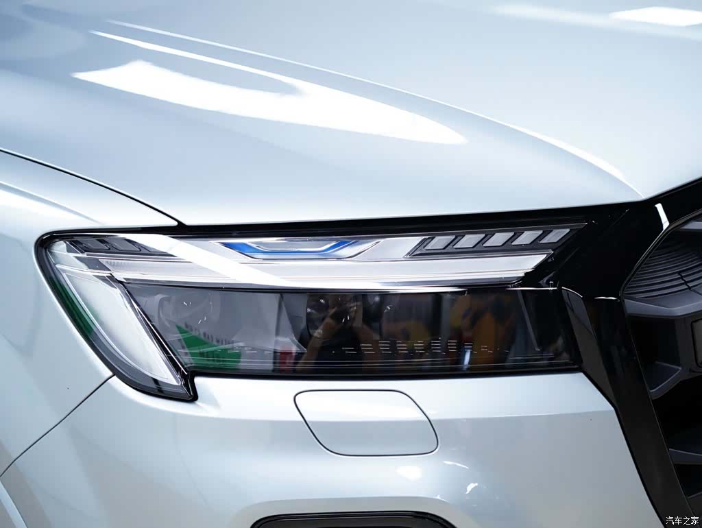 Audi Q7, 2024 17