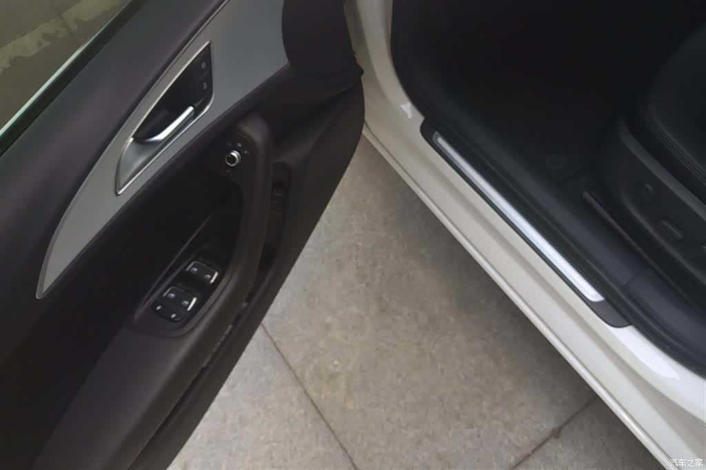 Audi A6L, 2014 7