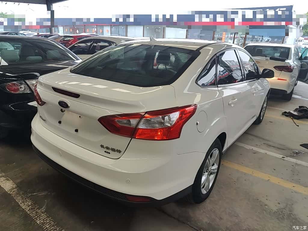 Ford Focus, 2014 7