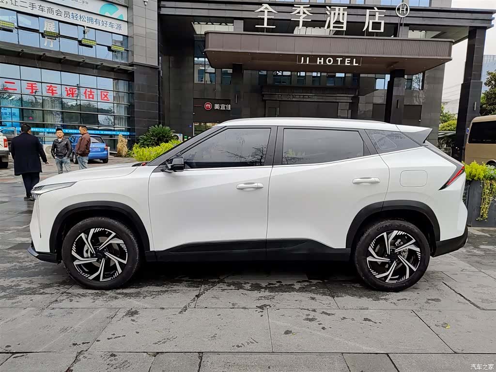 Geely Boyue, 2024 3