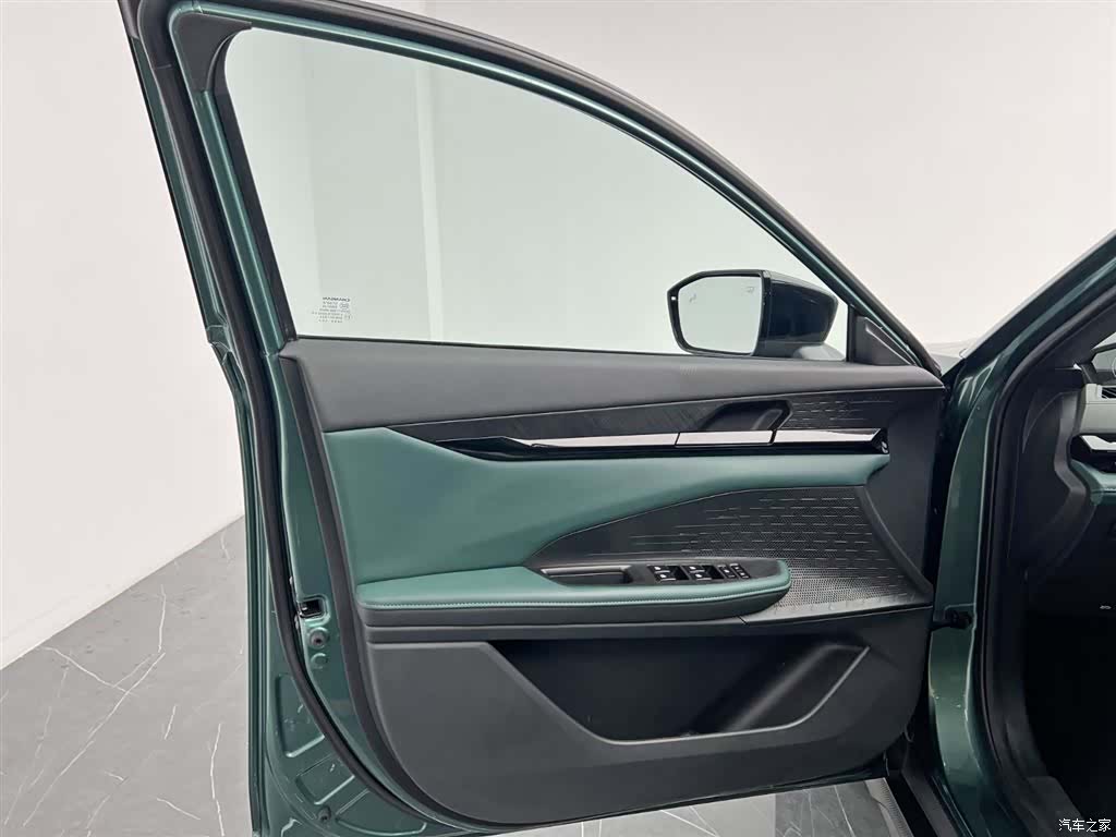 Changan Eado, 2023 13