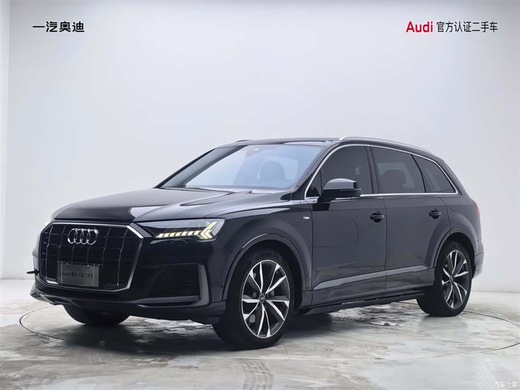 Audi Q7, 2023 1