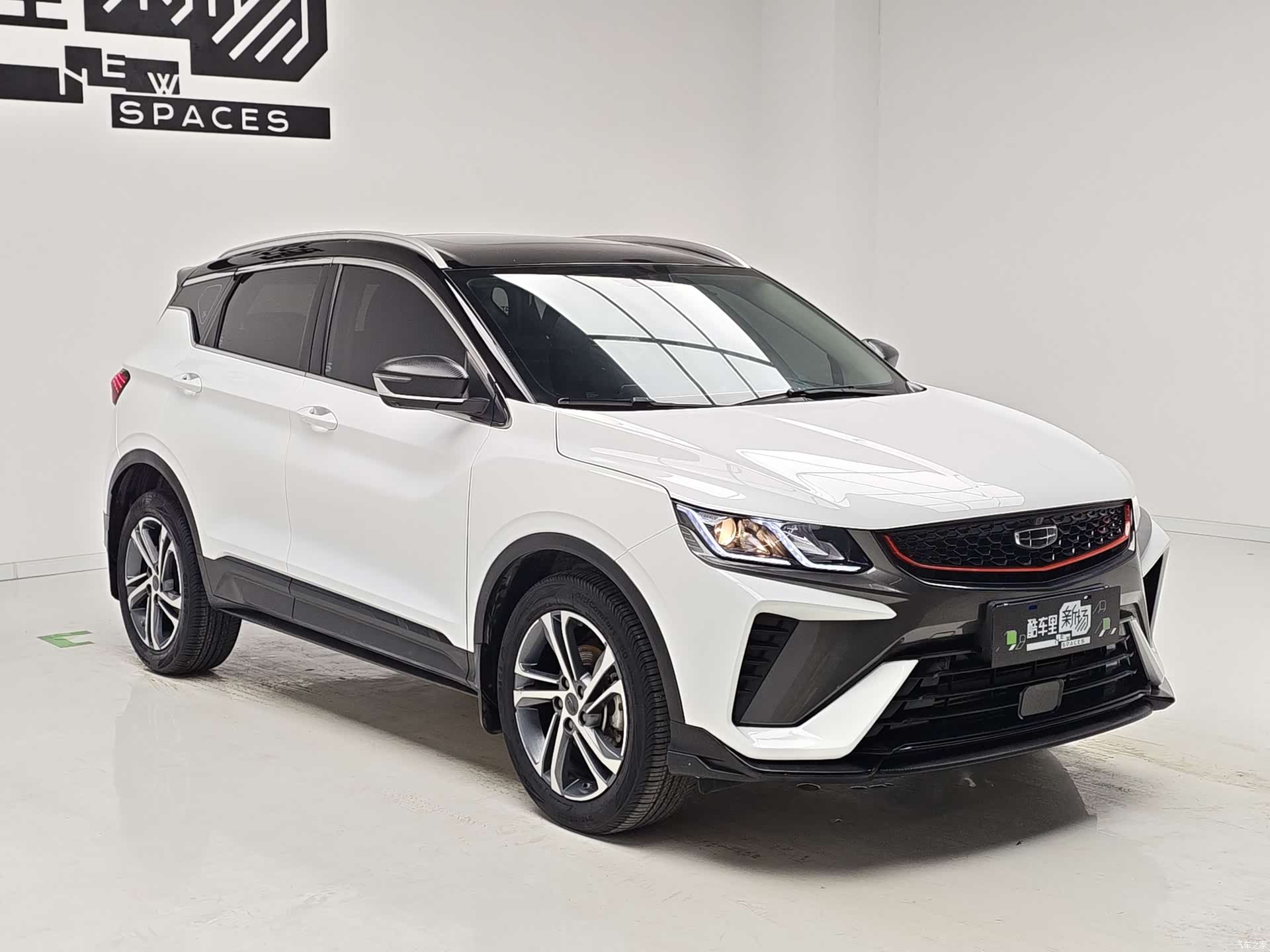 Geely Coolray, 2022 3