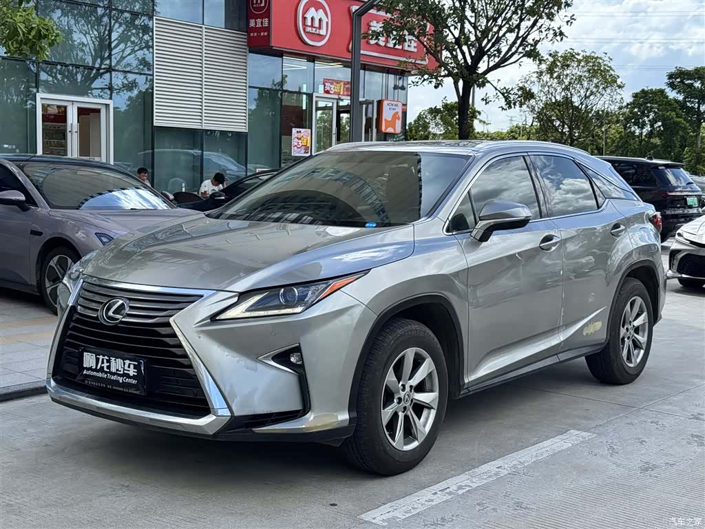 Lexus RX, 2018 1