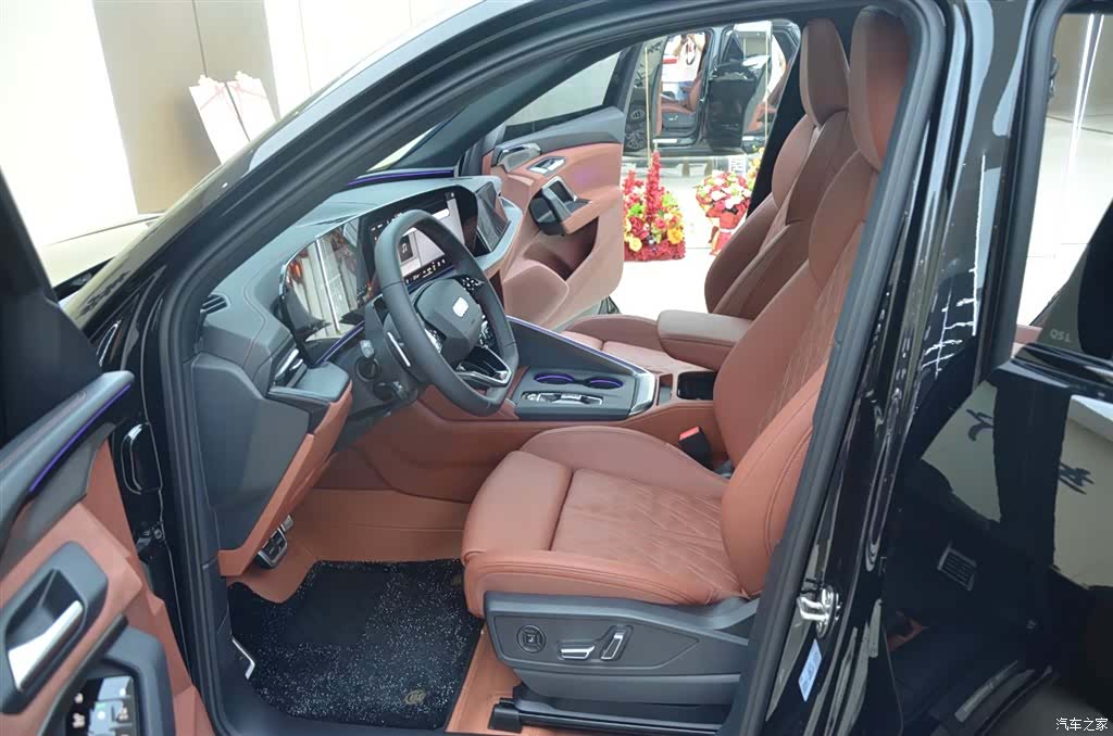 Audi Q5L, 2026 4