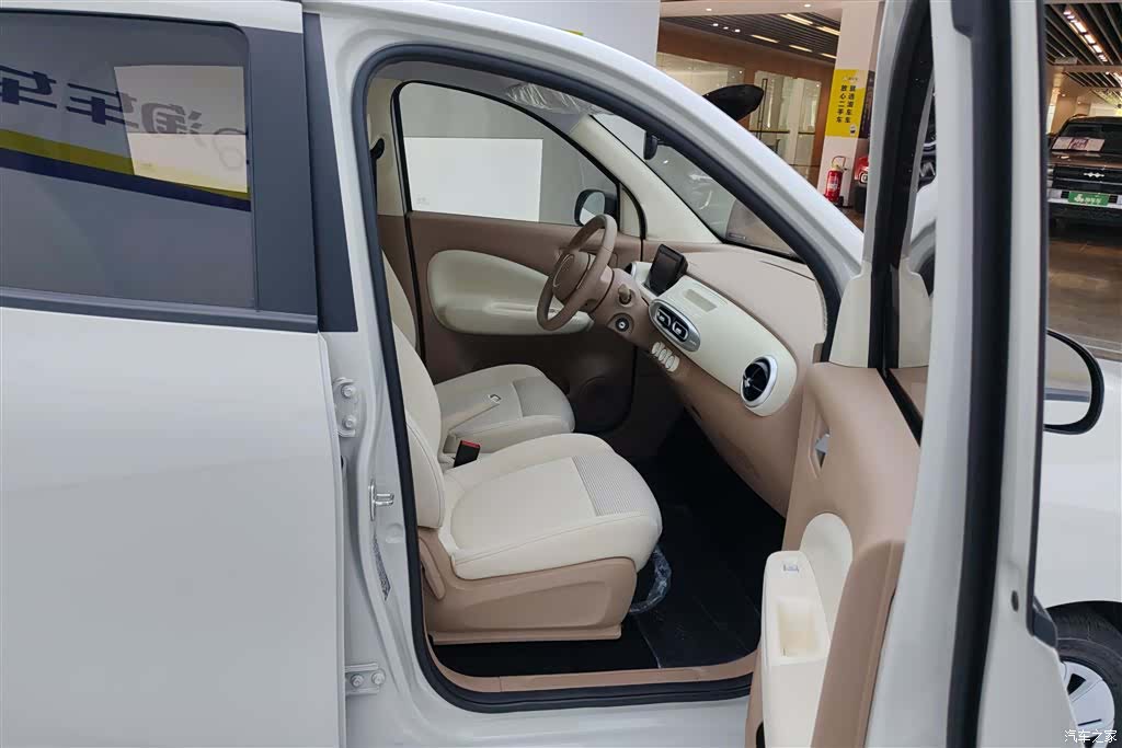 Wuling MINIEV, 2025 8