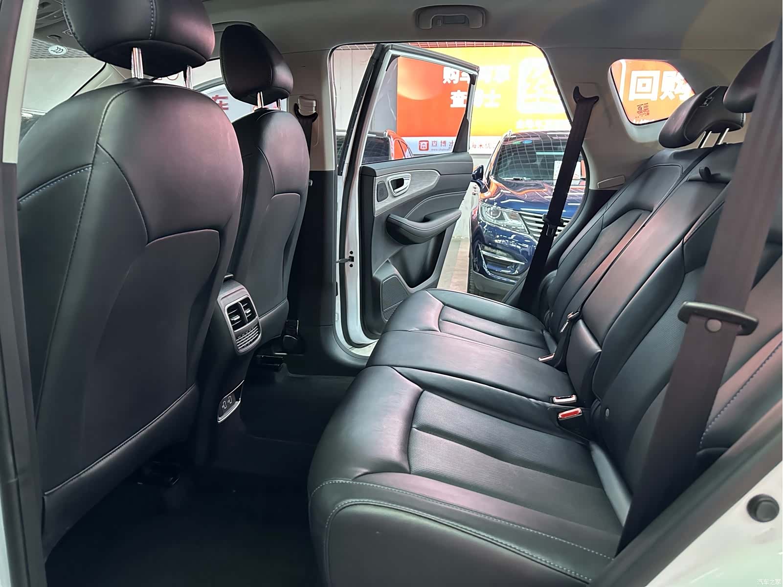 Roewe RX5, 2022 11