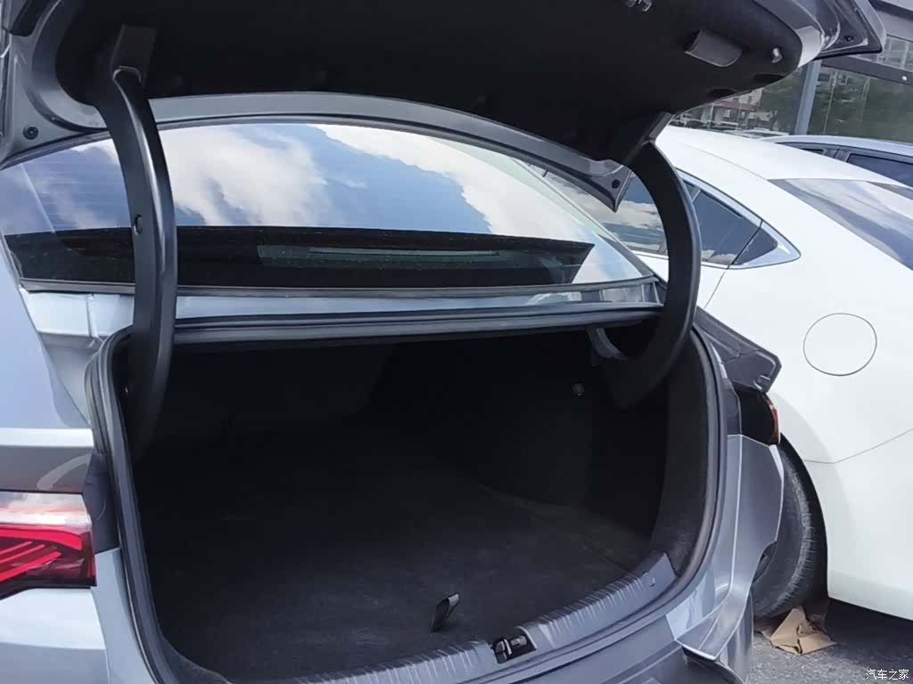 BYD Qin, 2025 19