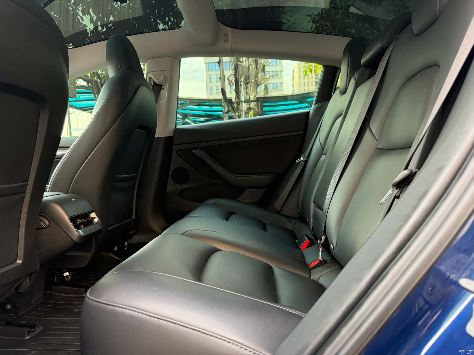 Tesla Model 3, 2021 6