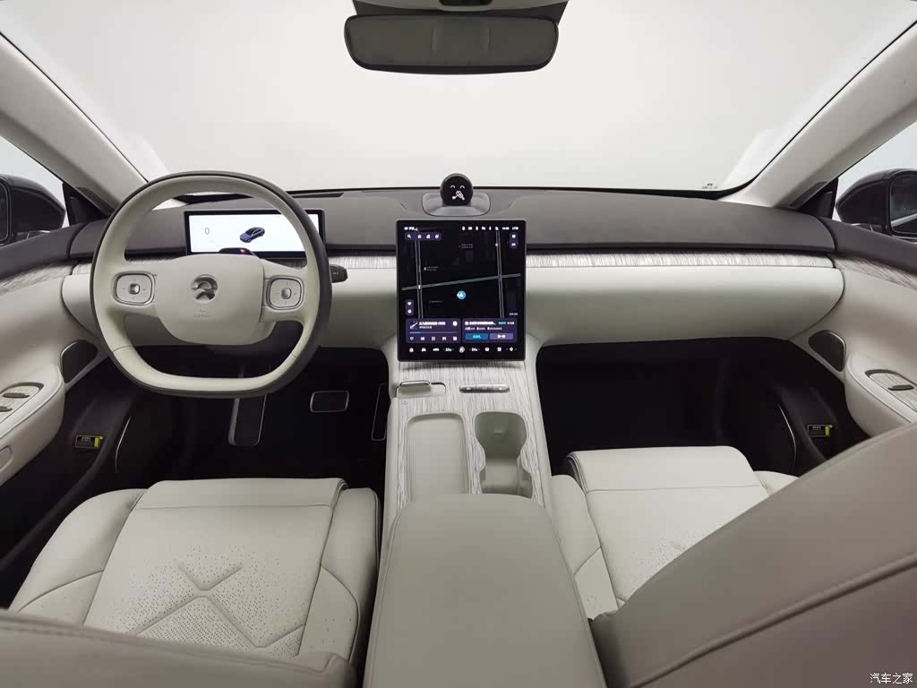 NIO ET7, 2022 все фото