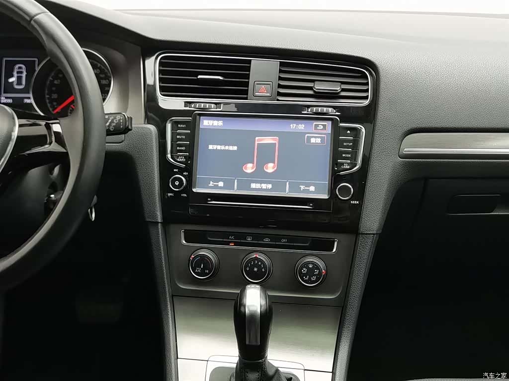 Volkswagen Golf, 2015 12