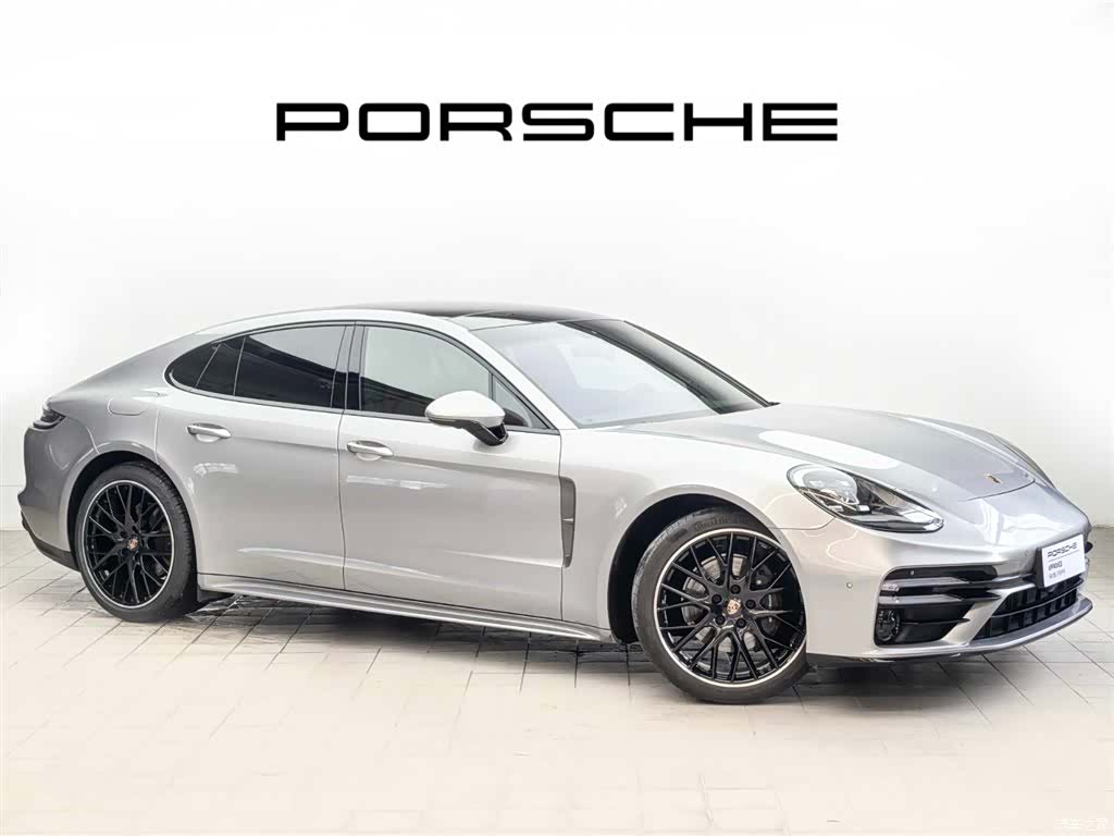 Porsche Panamera, 2023 3