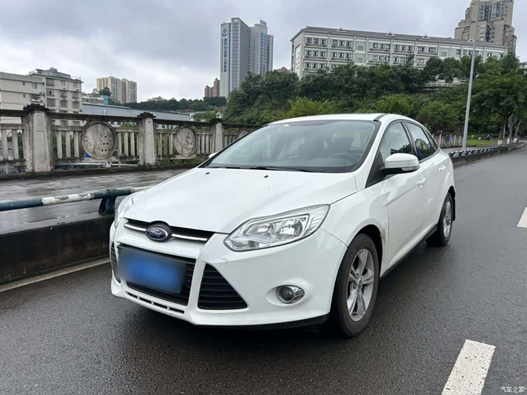 Ford Focus, 2014 3