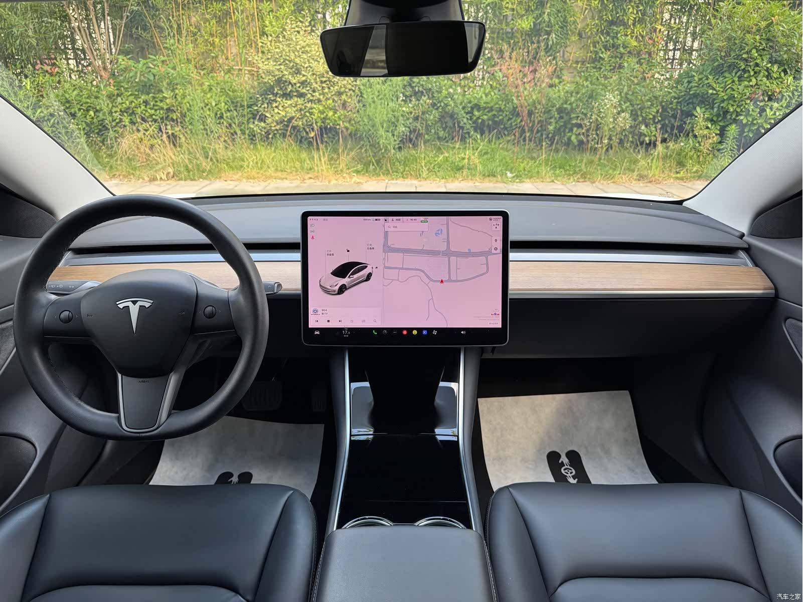 Tesla Model 3, 2020 7