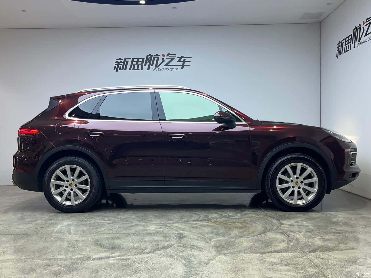 Porsche Cayenne, 2018 9