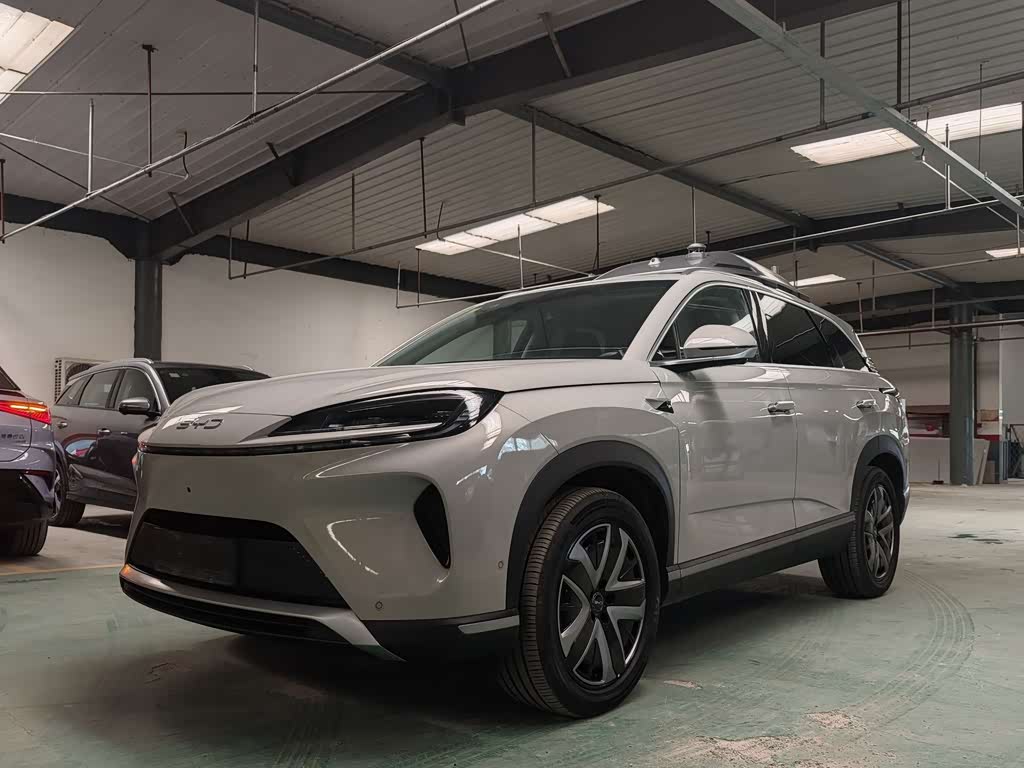 BYD 07 DM-i