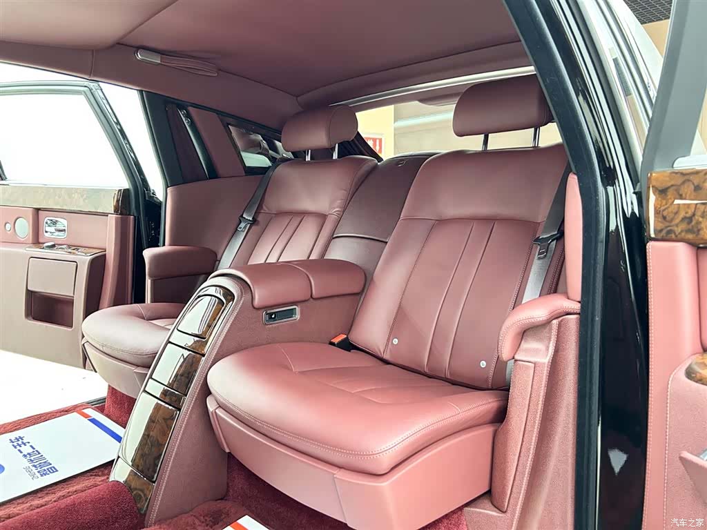 Rolls-Royce Phantom, 2014 6