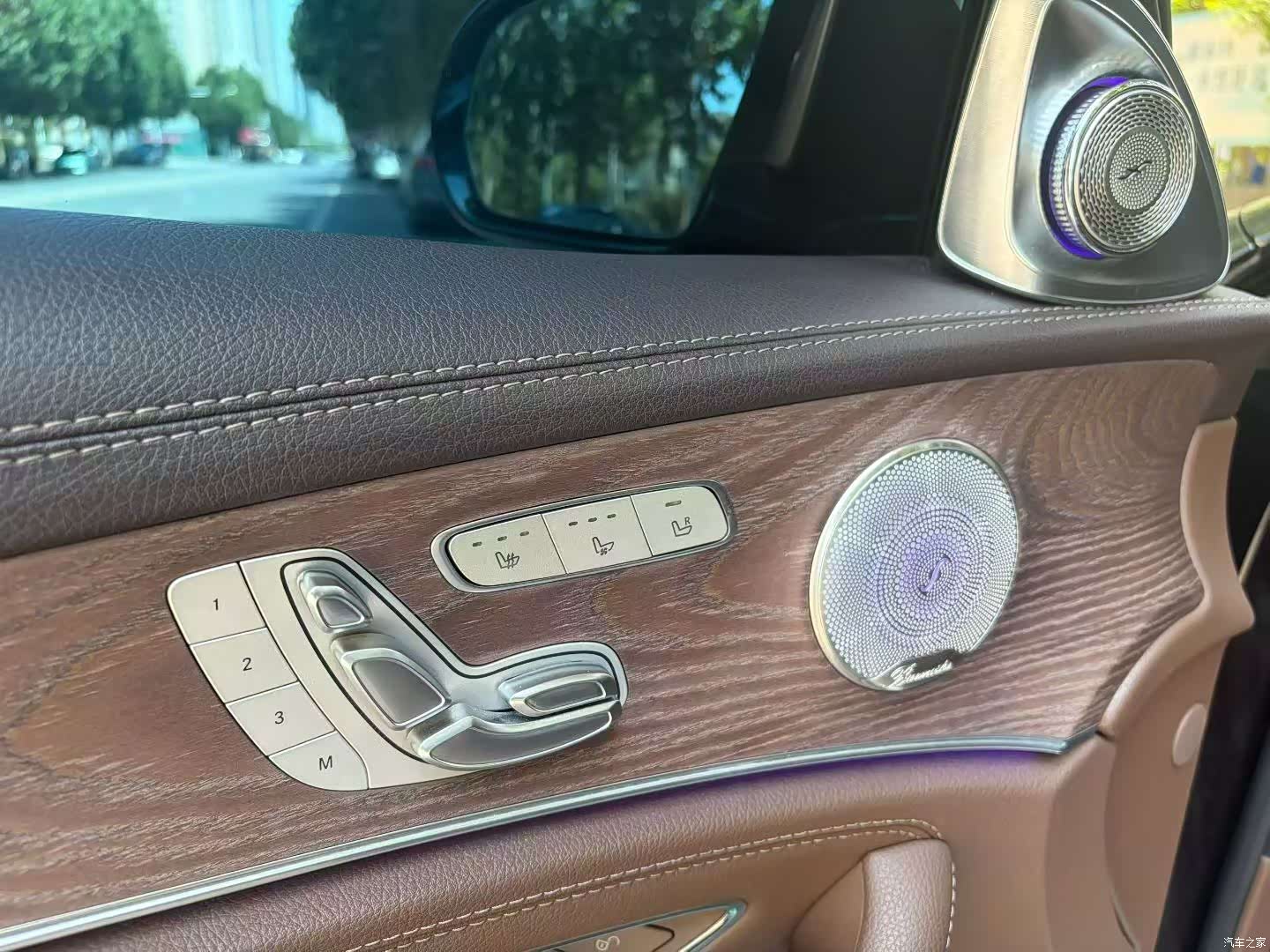 Mercedes-Benz E-Class, 2019 7