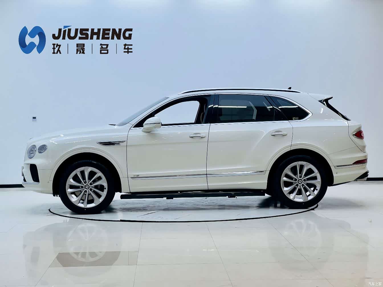 Bentley Bentayga, 2021 3