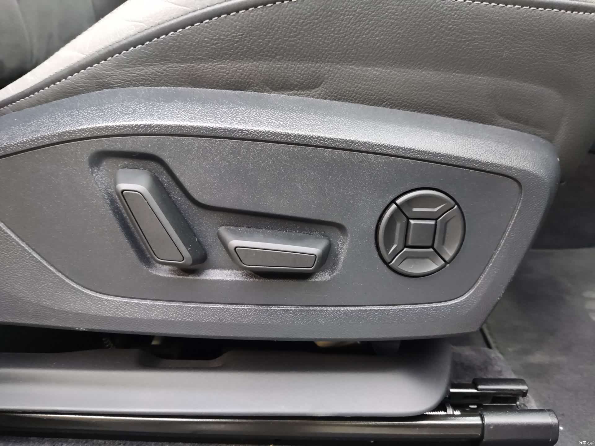 Audi Q3, 2022 9
