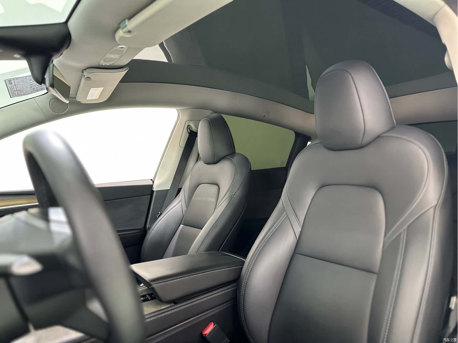 Tesla Model Y, 2023 8