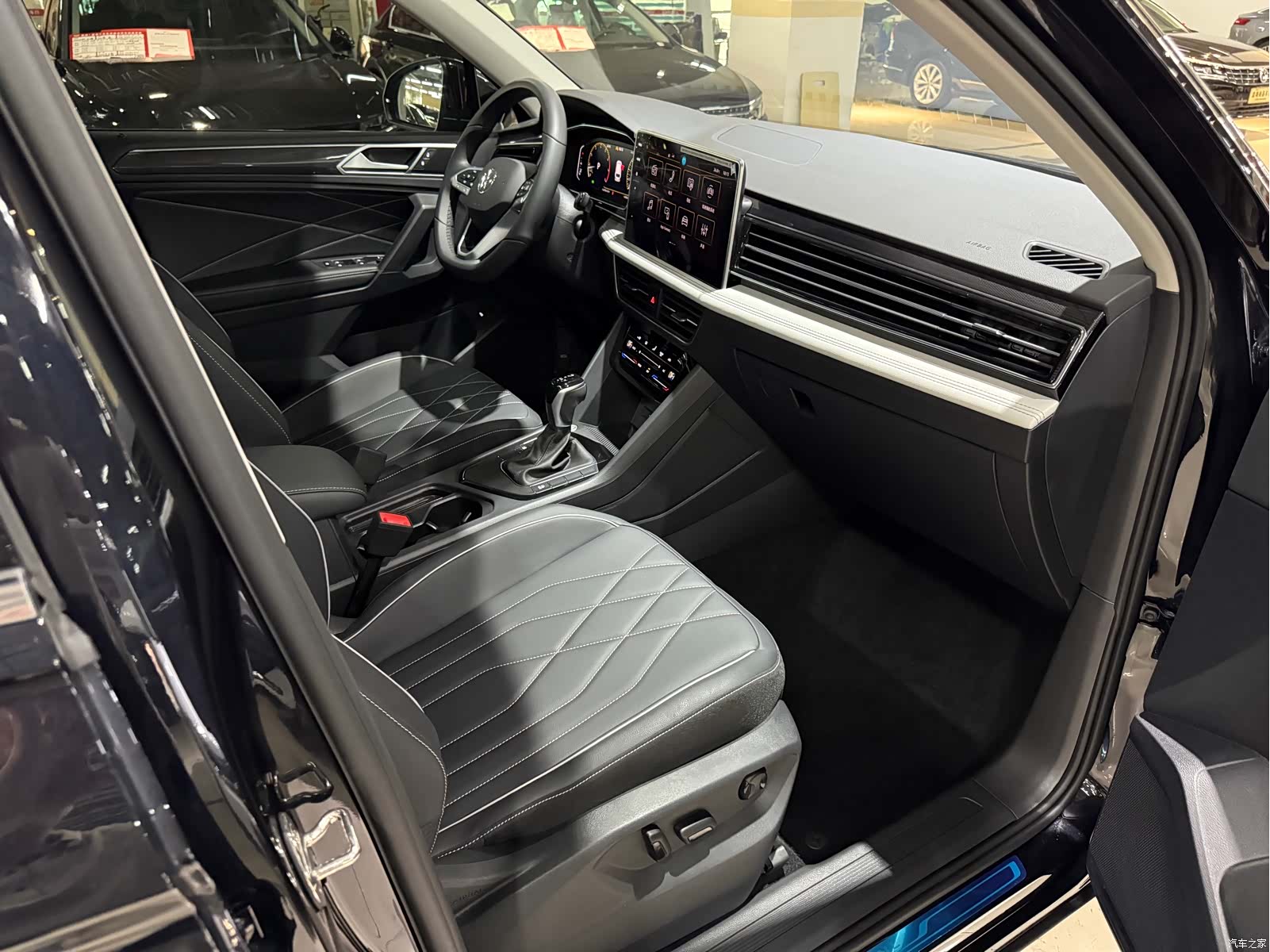 Volkswagen Tiguan L, 2025 6