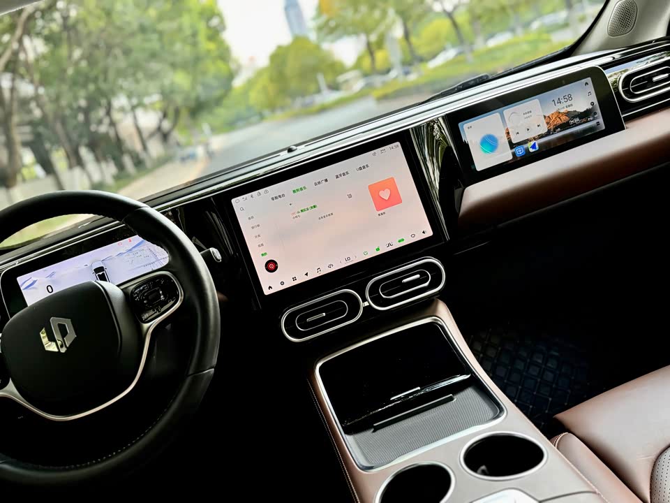 Leapmotor C11