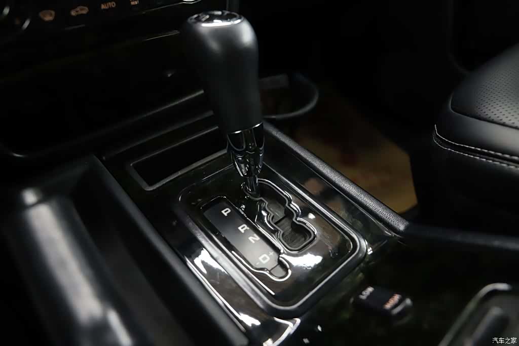 Mercedes-Benz G-Class, 2009 8