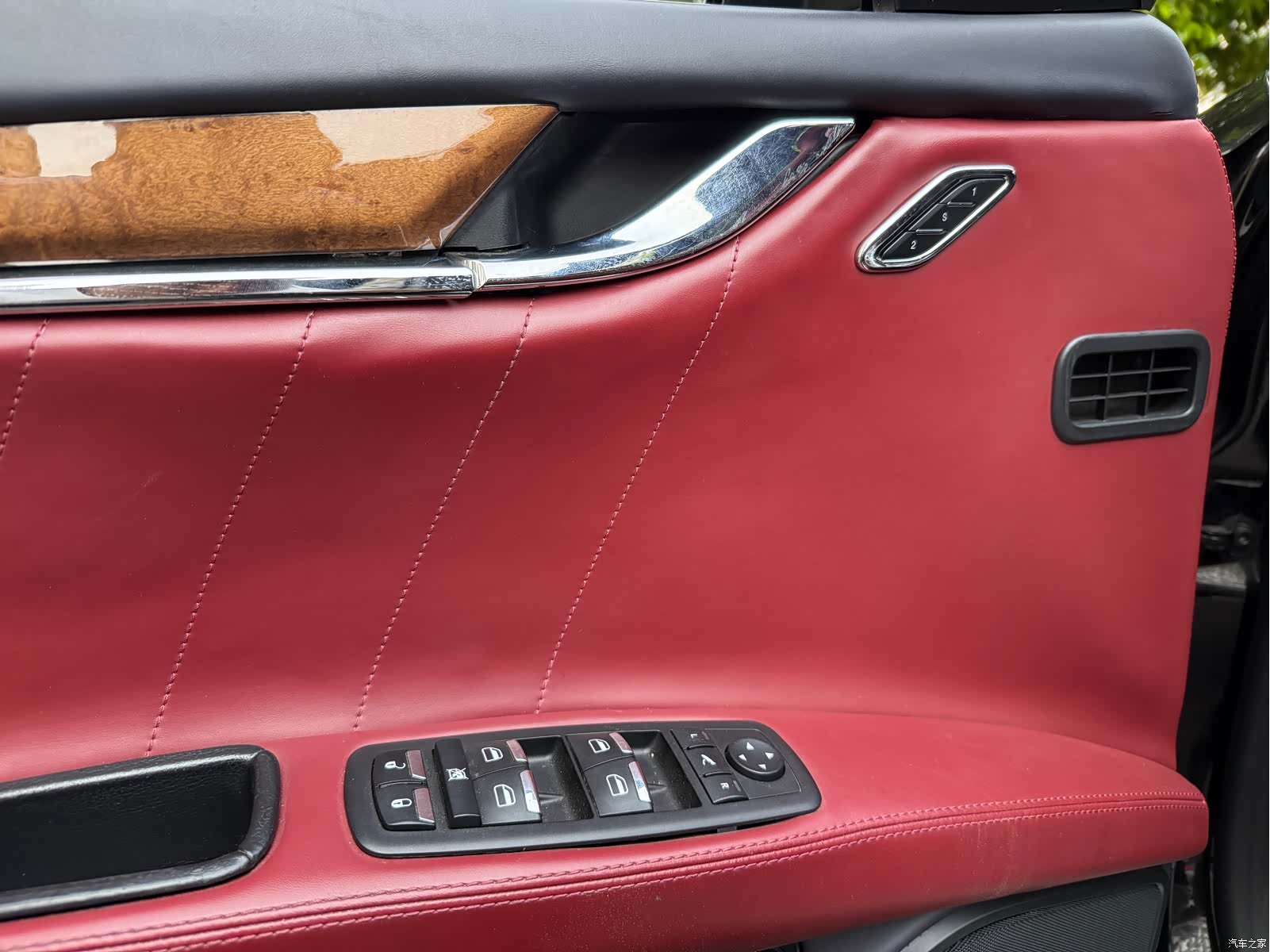 Maserati Q4, 2014 16