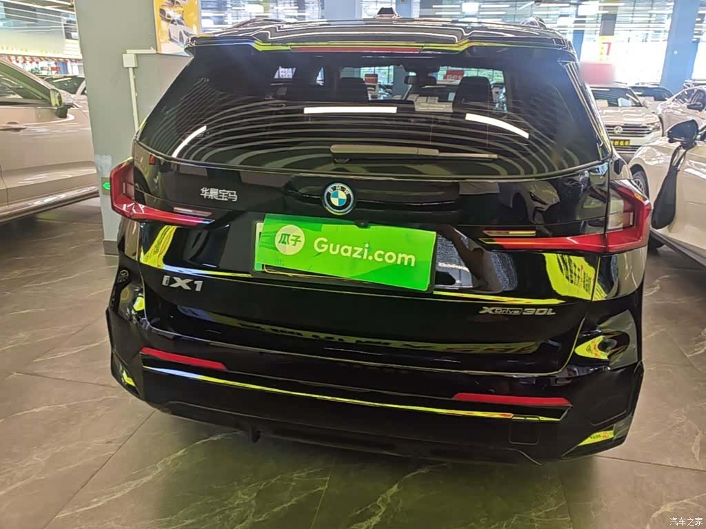 BMW iX1, 2024 6
